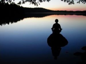 meditation-on-lake